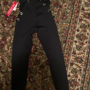 Super stretchy, sexy side detail.